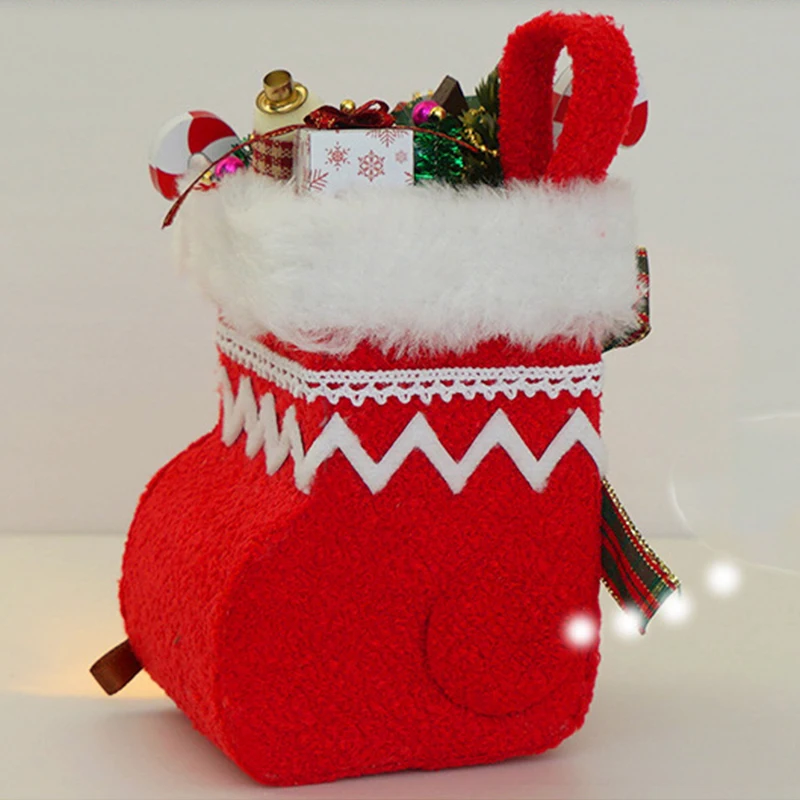 Zestaw do samodzielnego montażu drewnianego modelu miniaturki - świąteczna skarpeta, mini domek, puzzle 3D, domki dla lalek z meblami, idealny na prezent urodzinowy dla przyjaciół.