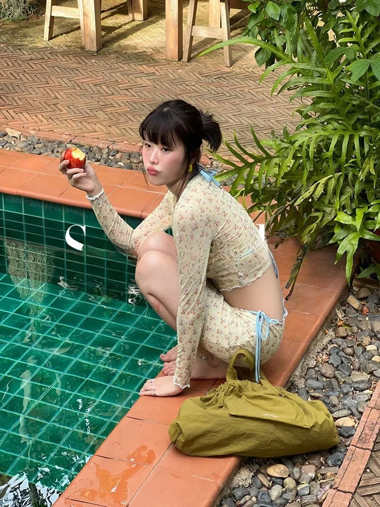 

Sea Sparkle Teddy Bear Korean Sle Bikini Set White Enhancing Meat Concealing Four Piece Sunade Cover up Swimmingwear