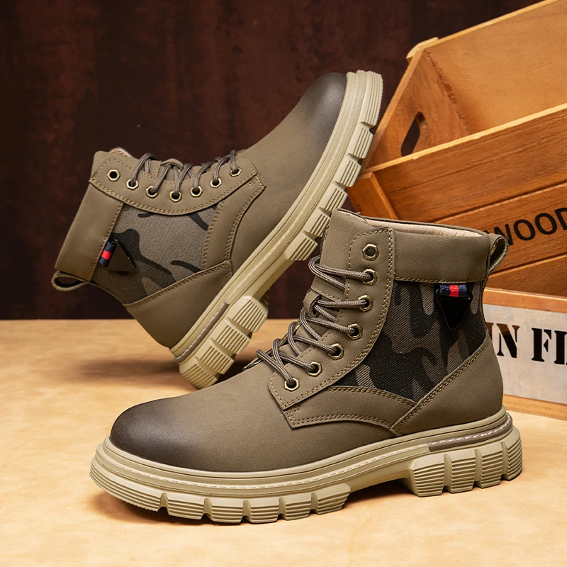 

Couple Leather Big Yellow Boots: 2025 New Autumn and Winter Men's Shoes, British Style Short Boots, Thickened Sole High-Top Boot