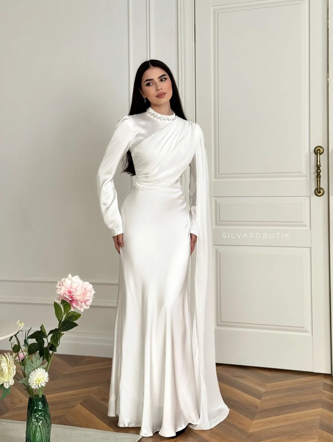 Luxury Diamond Long… - image