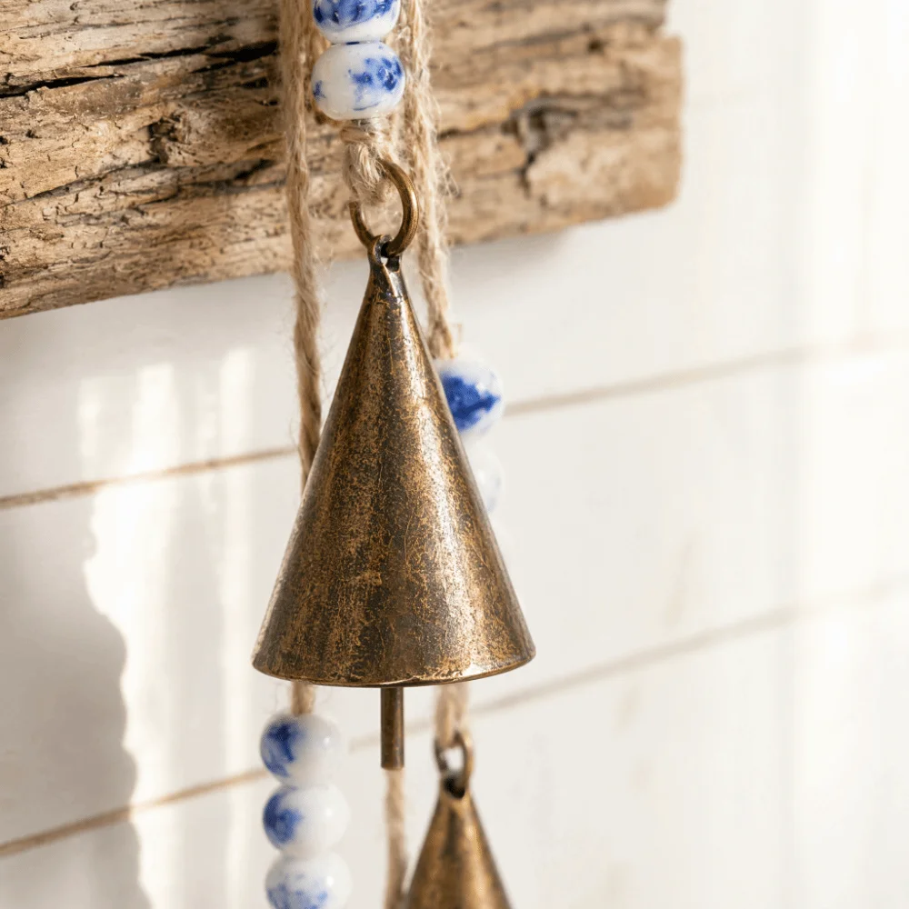 Metal Rustic Metal Cowbell 16.93in Built-in Metal Clapper Jute Rope Hanging Bell Weather-resistant Structure