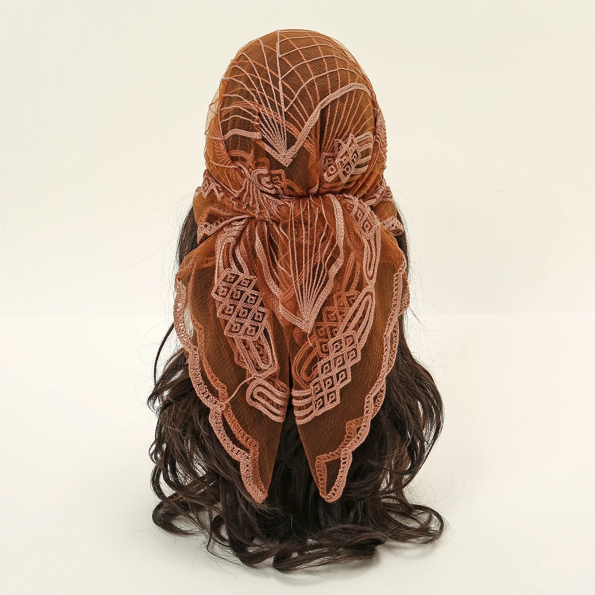 

Шарф-платок из органзы с вышивкой, 80х80 см, модный, квадратный, женский, с кружевом, для женщин, с цветочным узором, солнцезащитный, тюрбан