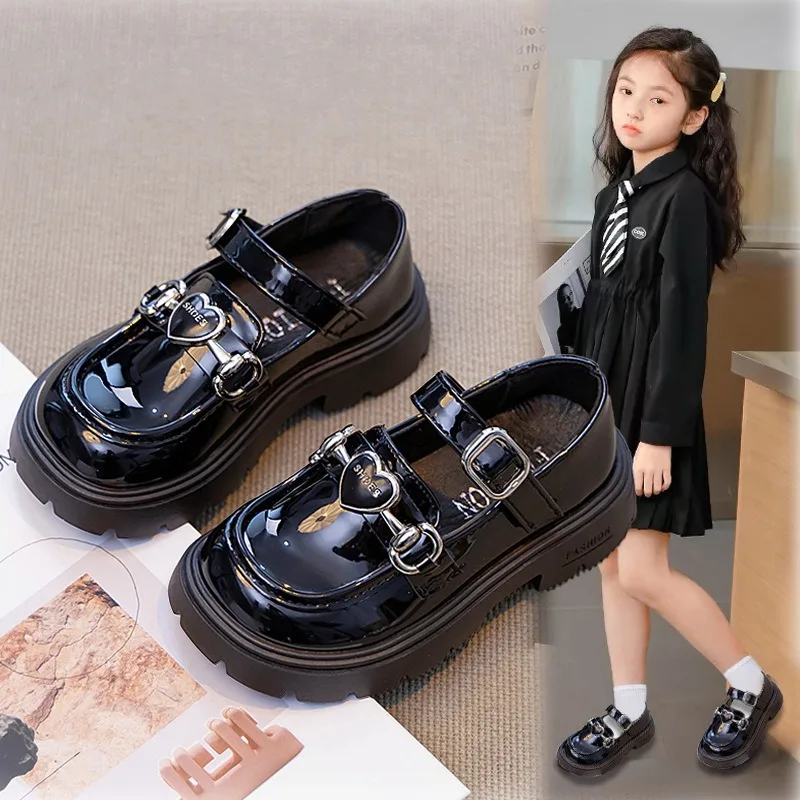 

Girls Platform Mary Jane Shoes Children Heart Buckle Strap Thick Heels Pumps Woman Black Patent Leather Lolita Shoes kids loafer