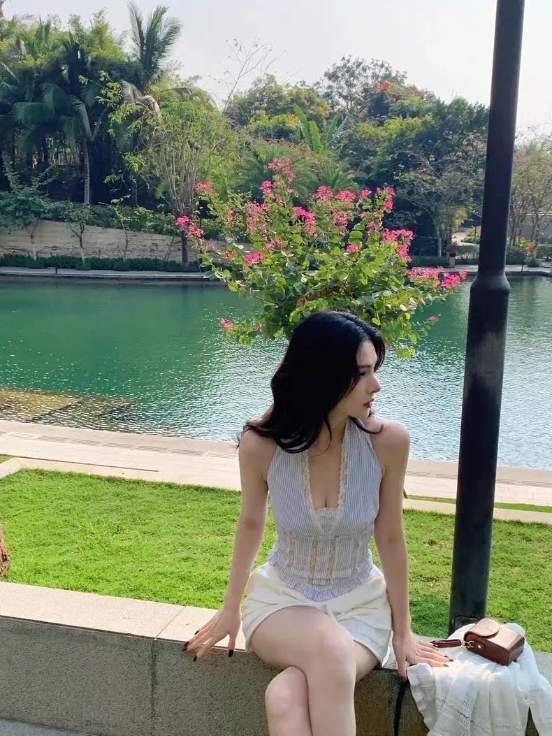 Robe longue à col licou pour femmes, robe moulante découpée en dentelle, robe d'été rayée coupe cintrée, robe de soirée dos nu sexy Y2K, E