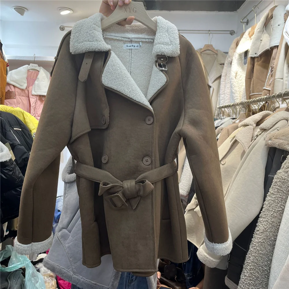 Per il 2023 cappotto di pelliccia sintetica donna inverno nuovo agnello lana pelle scamosciata colletto rovesciato Trench giacca di pelliccia Double face capispalla femminile Y3298