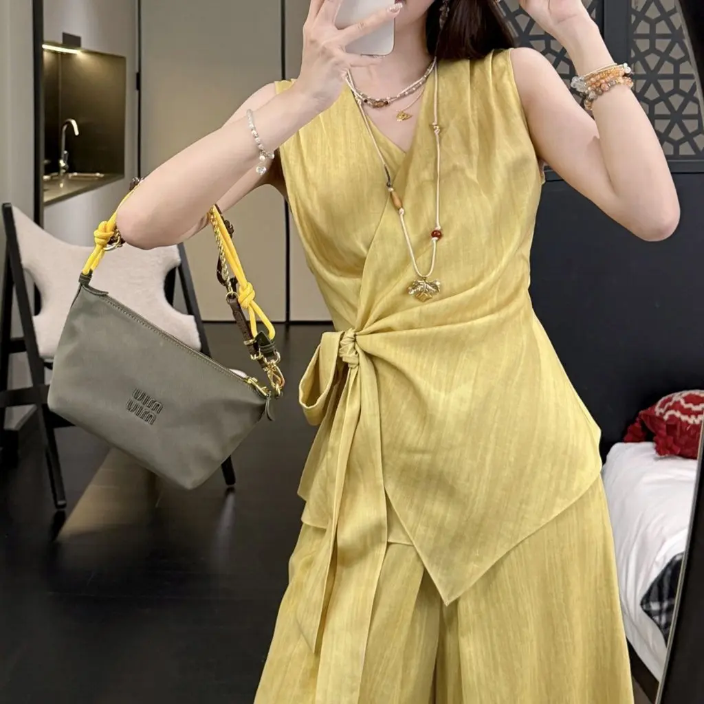 

Сплошной цвет в корейском стиле, летняя мода 25, минималистичный желтый топ с широкими брюками с застежкой на талии для женщин