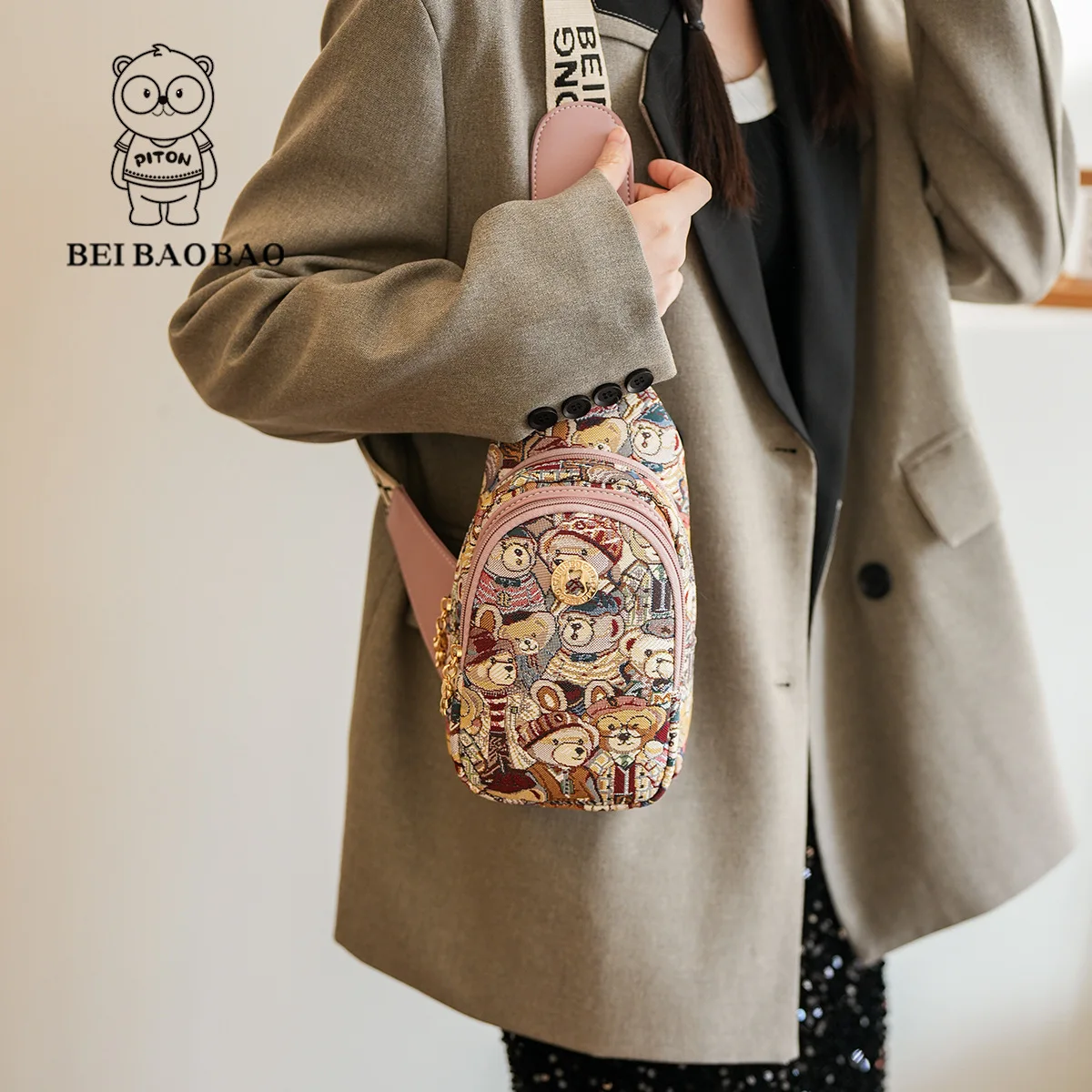 beibaobao 2024 New Cartoon Bear Chest Bag Casual Women\'s Bag Trendy Fashion Waist Bag Zero Wallet Sports Shoulder Bag Mobile Bag