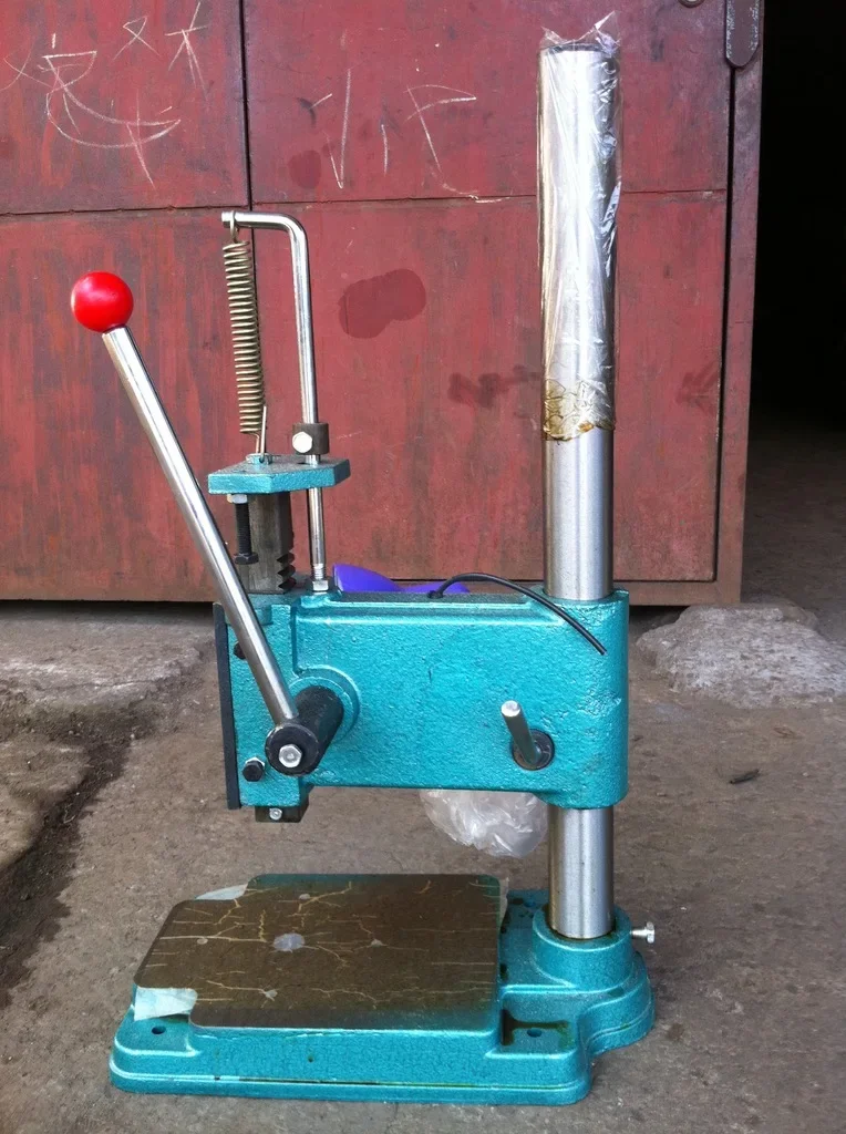 Manual Press JH-50 Throat Depth, Metal