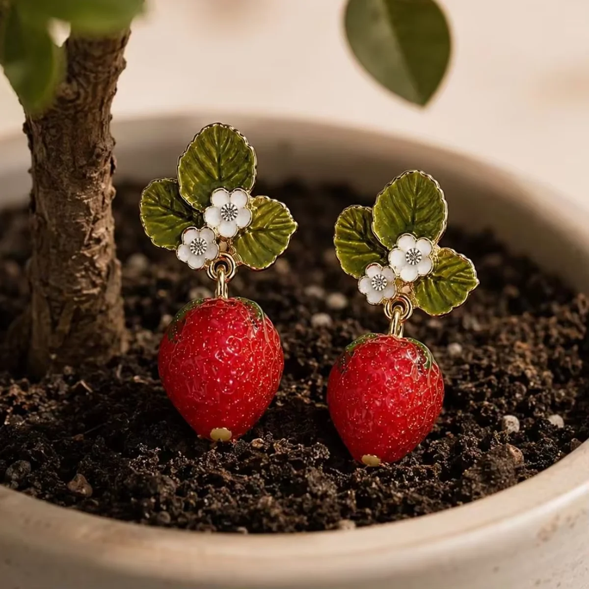 Delicate Red Strawberry Flower Drop Earrings for Women 3D Simulated Fruit Green Leaves Earrings Girls Summer Cottagecore Jewelry