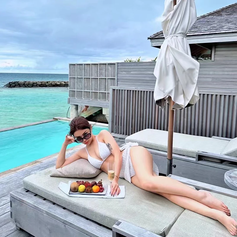 

Women's 2026 New Pure Color Bikini Sexy Sweet Fashionable Three-piece Set Small Chest Hot Spring Swimsuit Nylon Material Tria...