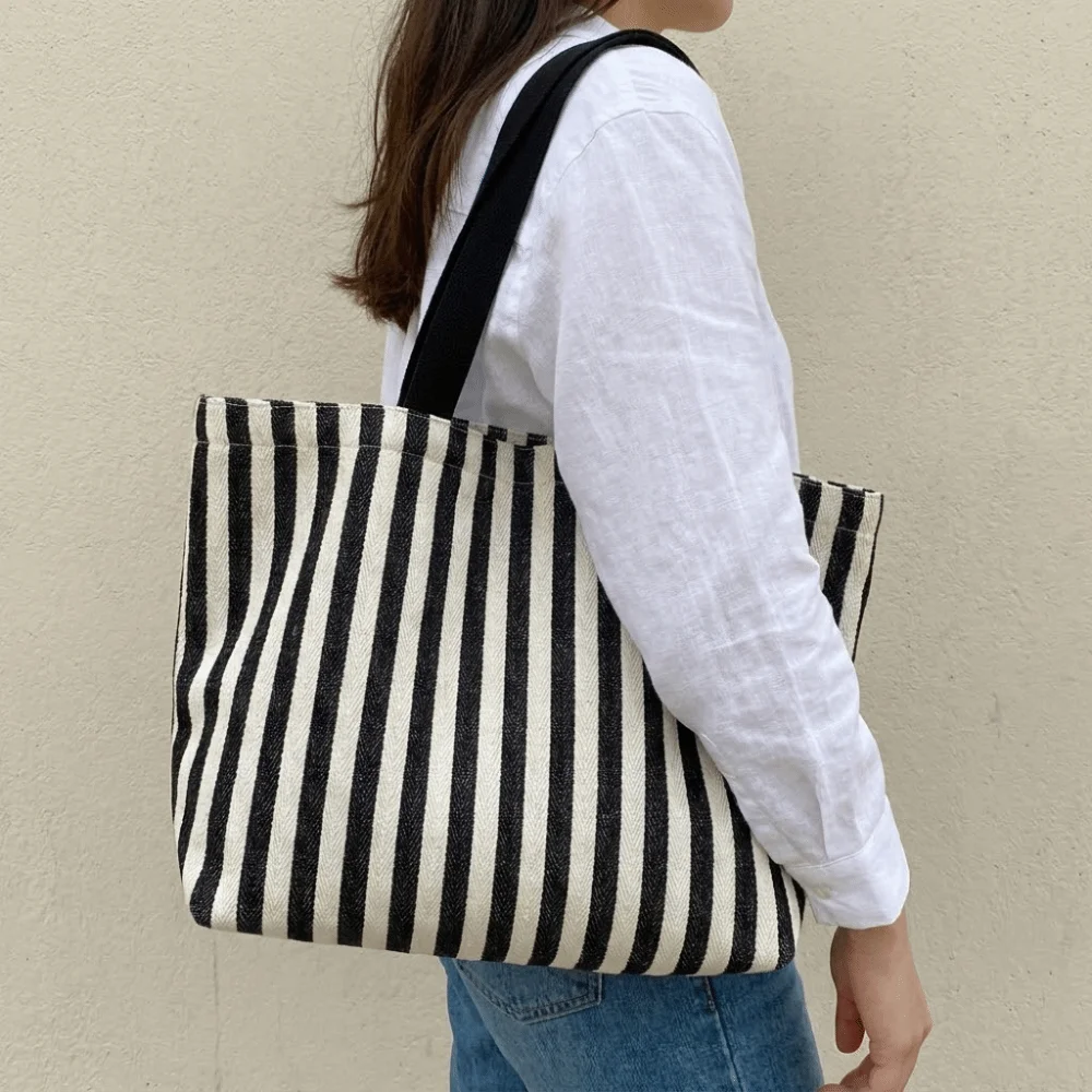 Cute Canvas Stripe Canvas Tote Bag Zipper Large Capacity Shoulder Bag Korean Style Multi-function Shopping Handbag Women