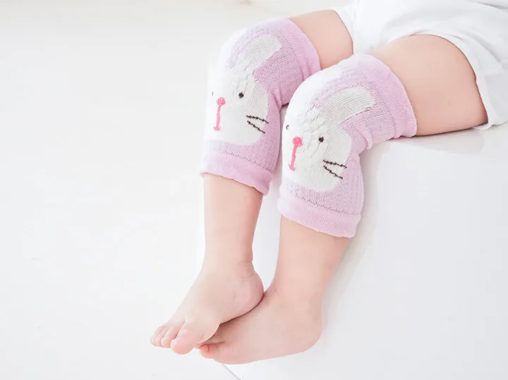 2pairs/lot Babies offers Summer Thin Mesh Breathable Baby Learning knee pads Crawling protector baby Leg warmers for Children