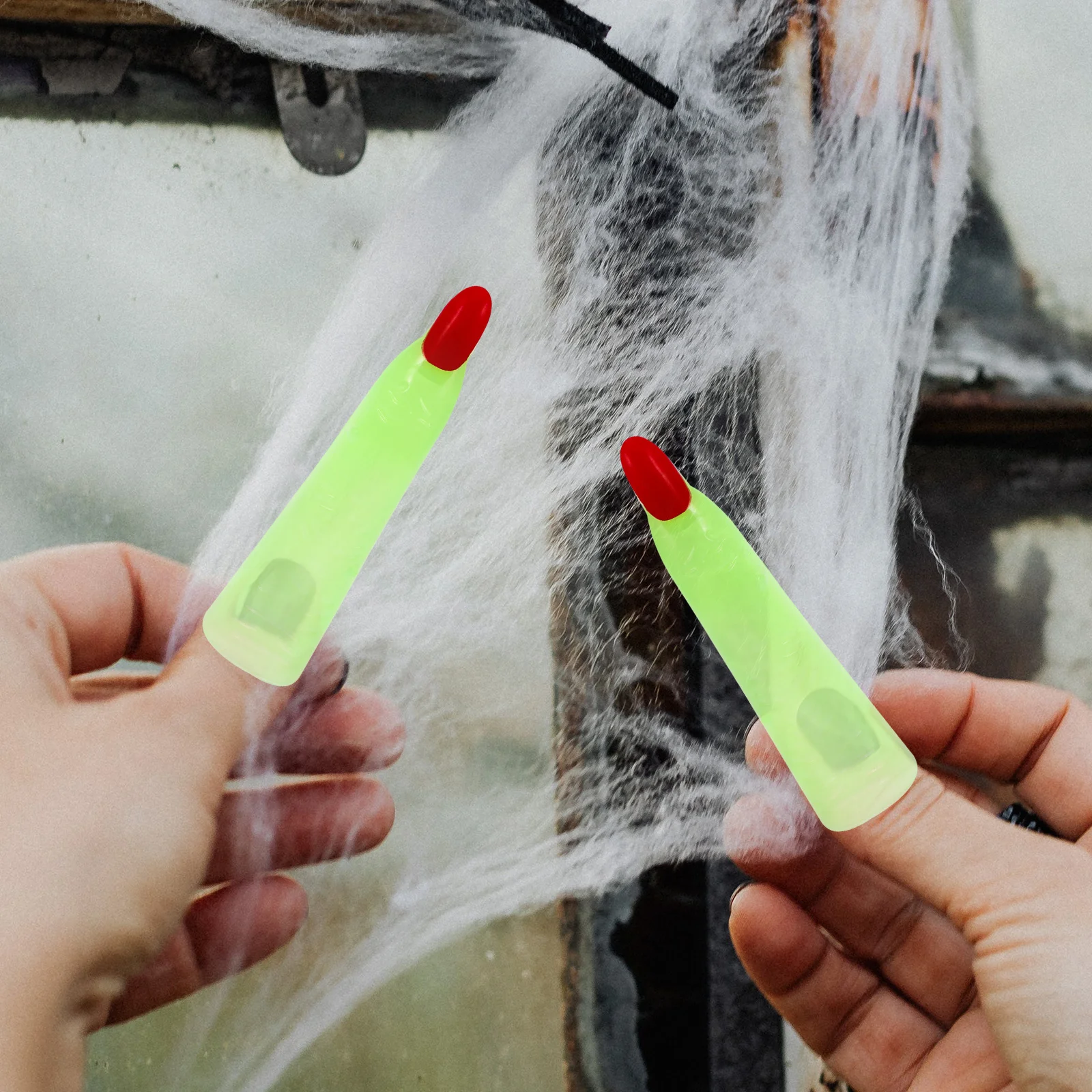 

50pcs Night Glow Witches Fingers Scary Design Party Supplies Cosplay Claws Kids Adults Spooky Realistic