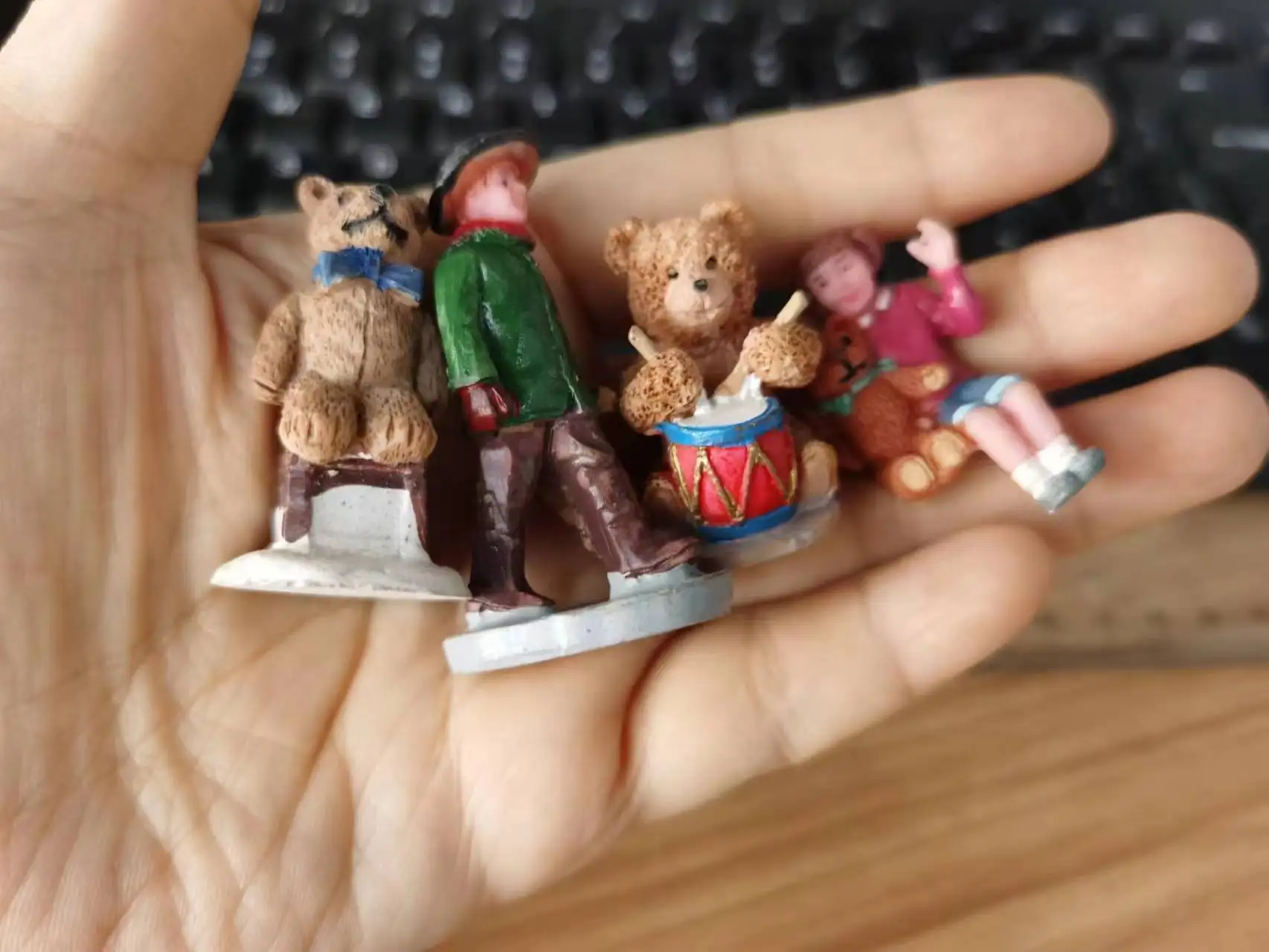 Mini Resin Figure M… - image