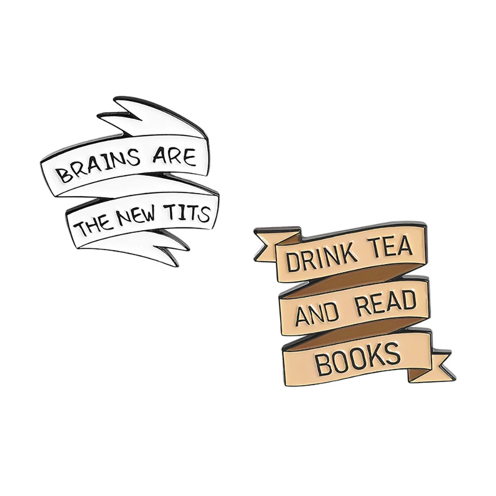 

2 Pcs Letter Design Brooch Pin Fashion Alloy Material Creative Badge Chest Decorative Wedding Party Accessories