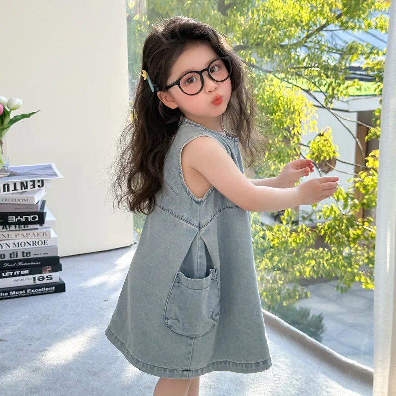 

Girls' Summer Sleeveless Cowboy Dress 2025 New Children's Tank Top Skirt Stylish Baby Thin Princess