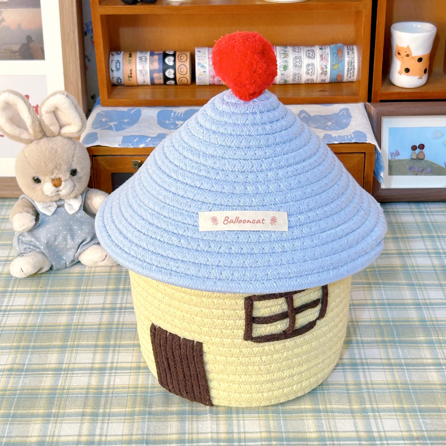 House shape cotton rope woven storage basket with lid large capacity  cute bedroom storage basket dustproof cosmetics storage