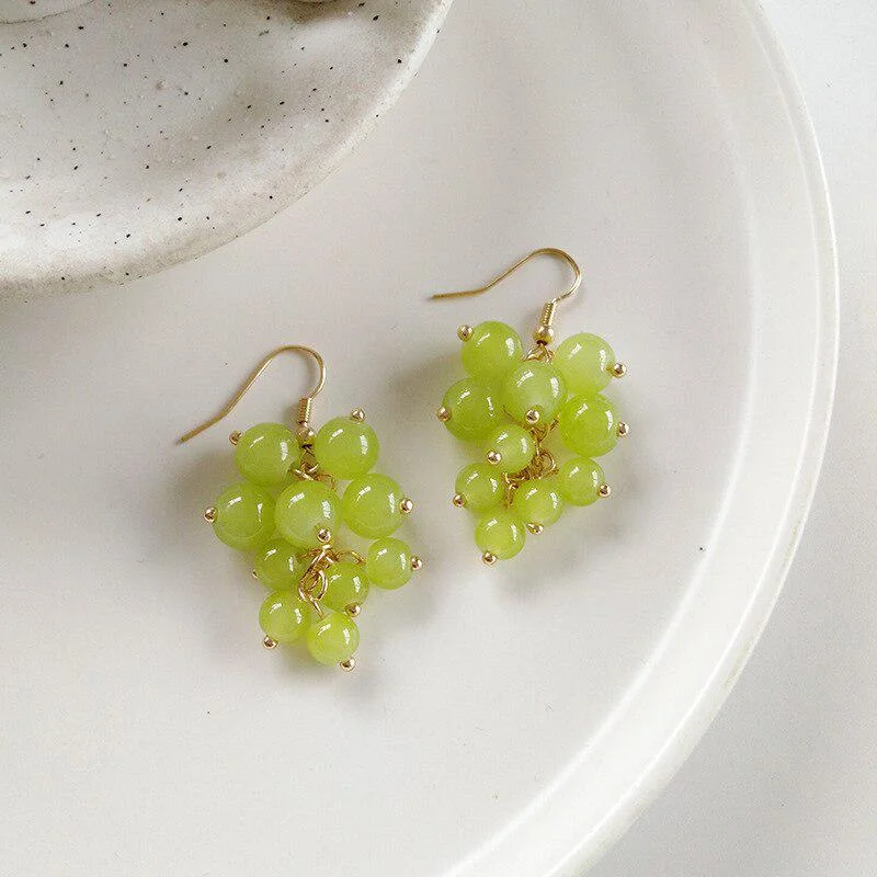 Fashion Grape Earrings for Women Simple Cute Fruit Green Beads Drop Dangle Hook Earring Party Trendy Jewelry Accessories Gift