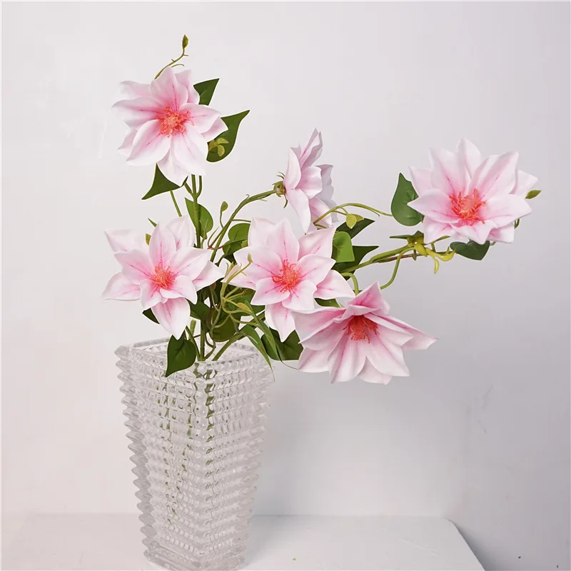 4 Stück Künstliche Clematis-Blumen mit Naturgetreuem Aussehen Luxuriöse Wohnzimmerdekoration Hochzeit Party Tisch Kunstblumen-Arrangement – Detail 12
