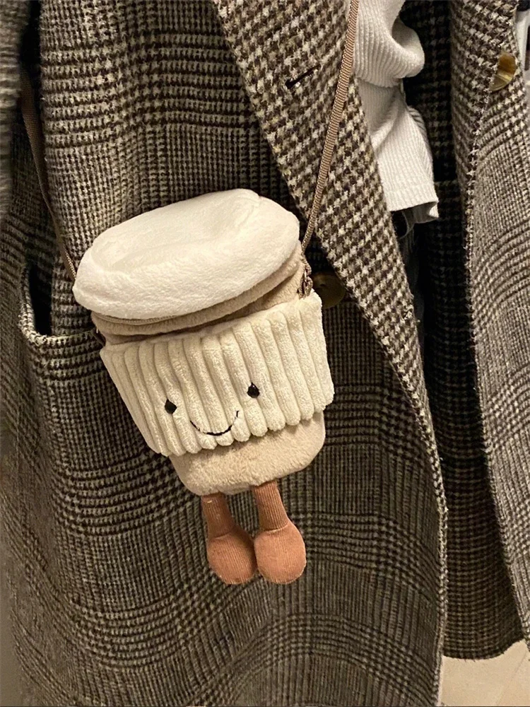 Replik Cartoon Kaffee Milch Tee Beutel Anhänger Plüsch Spielzeug Schlüsselbund Puppen Begleit Tassen Umhängetaschen Plüsch Weibliche Taschen – Detail 11