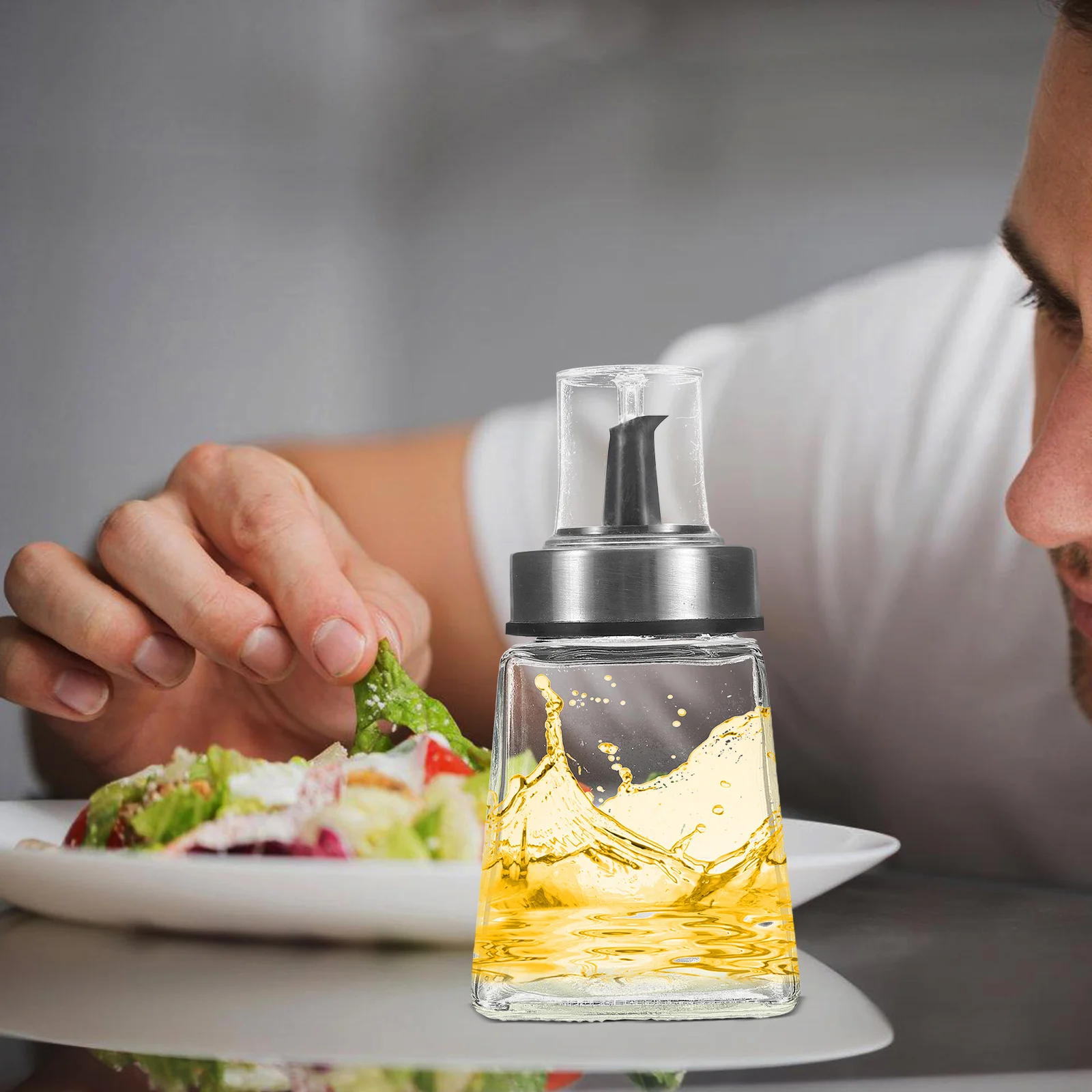 

Clear Glass Oil Bottle 180ml Portable Leak-Proof Kitchen Oil Dispenser Vinegar Pour Bottle Cooking Accessory Travel Picnic