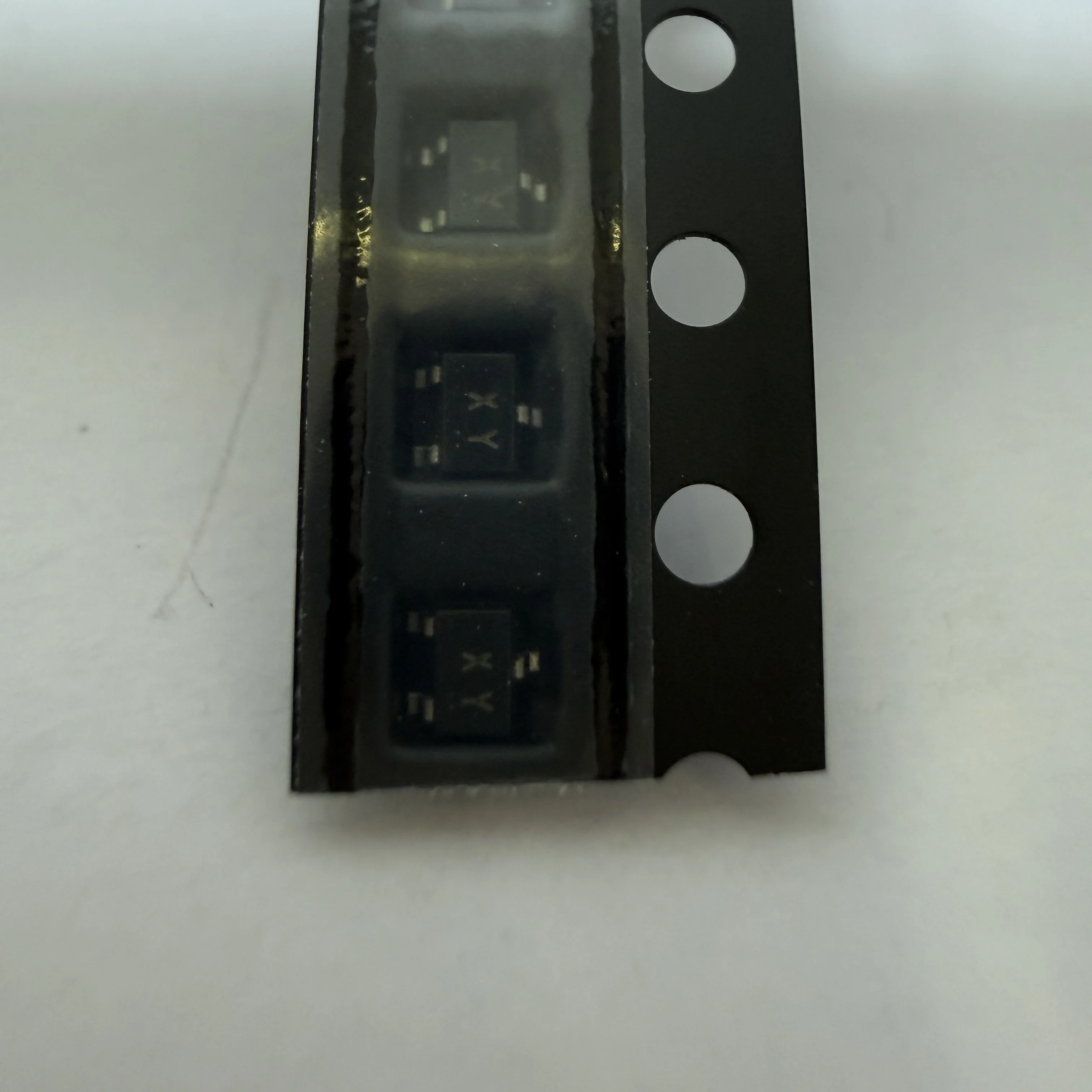 50PCS/LOT 2SK880-Y(TE85L,F) (Transistors)
