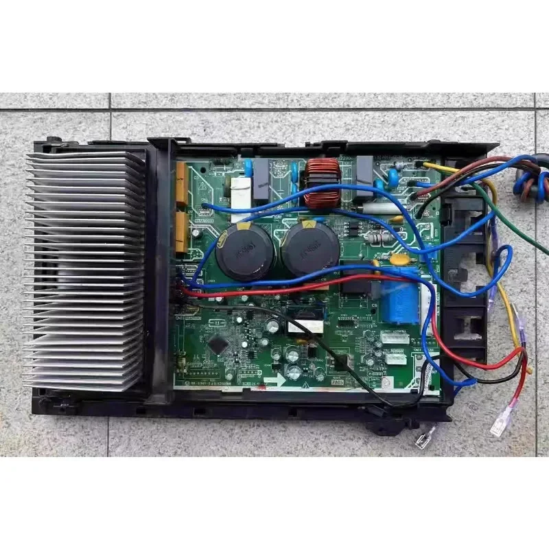 

Original Midea air conditioner main board KFR-35W/BP3N1-L181 17122000024990