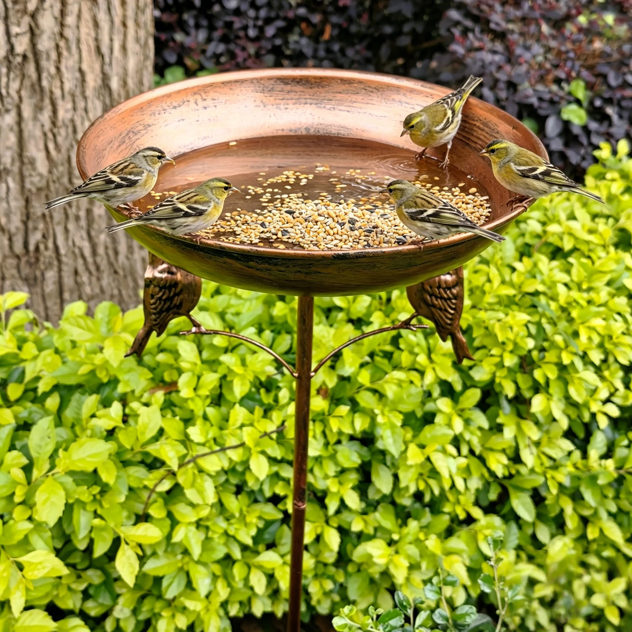 A Vintage Copper-Colored Iron Bird Bath and Feeder, Dual-Purpose, Rust-Resistant for Outdoor Use, with 5 Stable Legs, Garden and Yard Decoration, Bird Drinking and Bathing Station, Easy to Clean, Classic Garden Decoration, Outdoor Decoration, Durable Handmade Product, Holiday Decoration/Outdoor Bird Feeder/Basic Feeding Equipment/Outdoor Scene Decoration