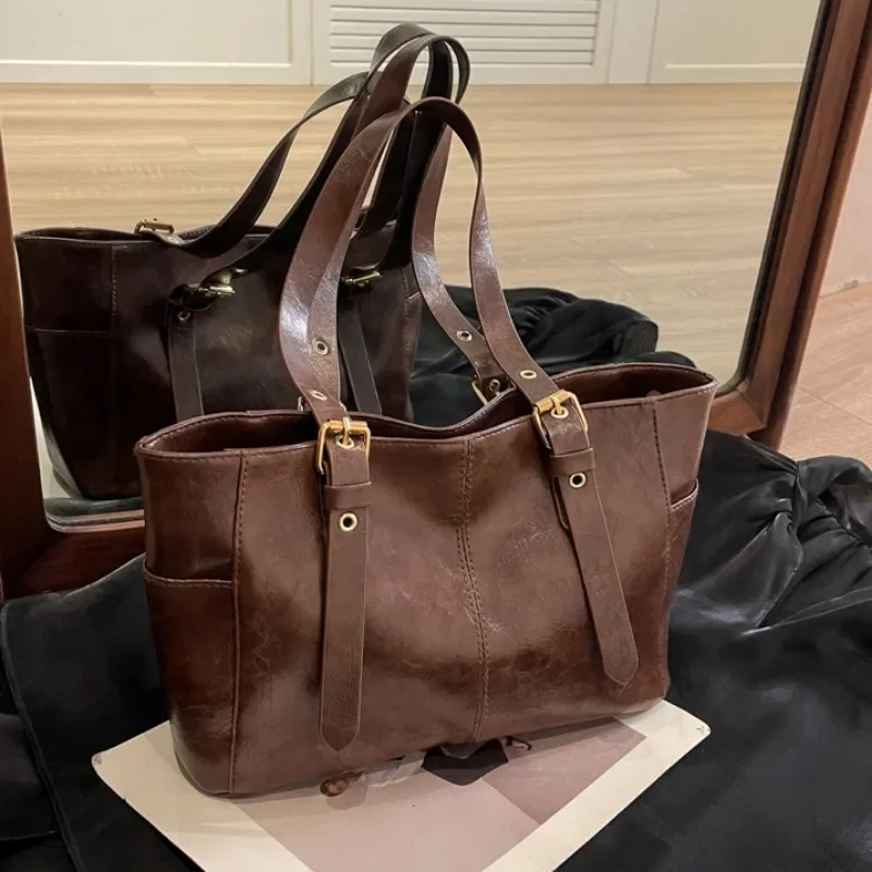 2024 New Korean Retro PU Leather Chain Shoulder Bags Women Fashion Black Large Capacity Tote Bag Female High-quality Handbags