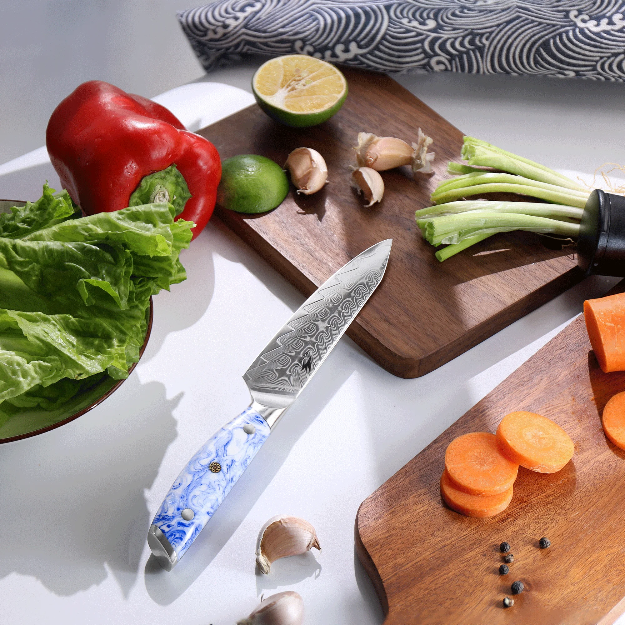 5 Inch Utility Knife Damascus Steel VG10 Cutting Core Ergonomic Resin Handle Japanese Kitchen Chef Knives