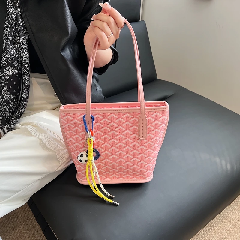 

Sleek Women Crossbody Bag Vegan Leather Shoulder Purse Ladies Compact Handbag with Card Slots Phone Pocket