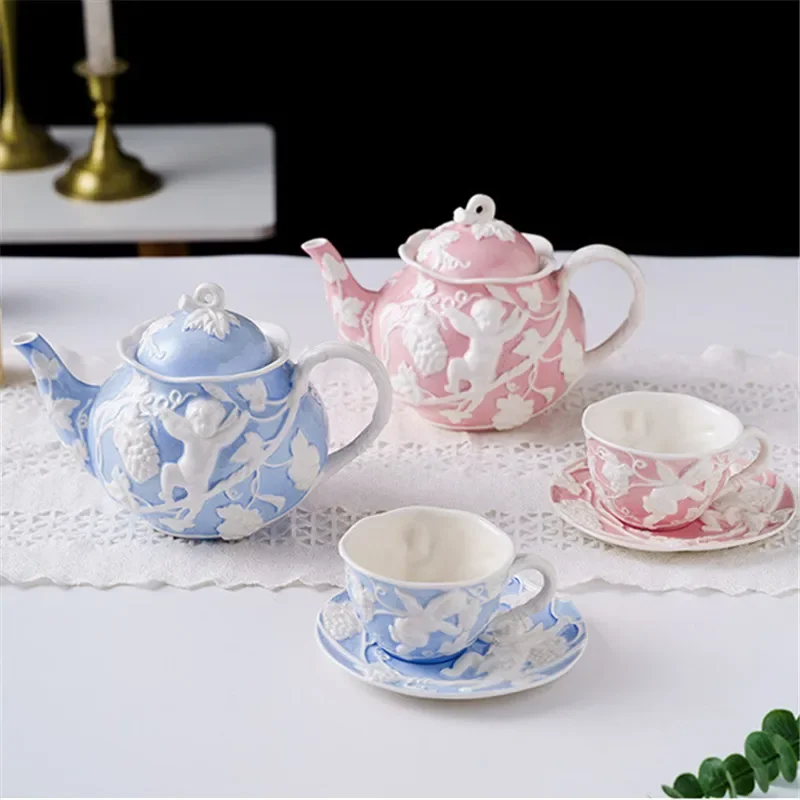 Garden of Eden French angel European court ceramic coffee cup and saucer English afternoon tea red teacup.