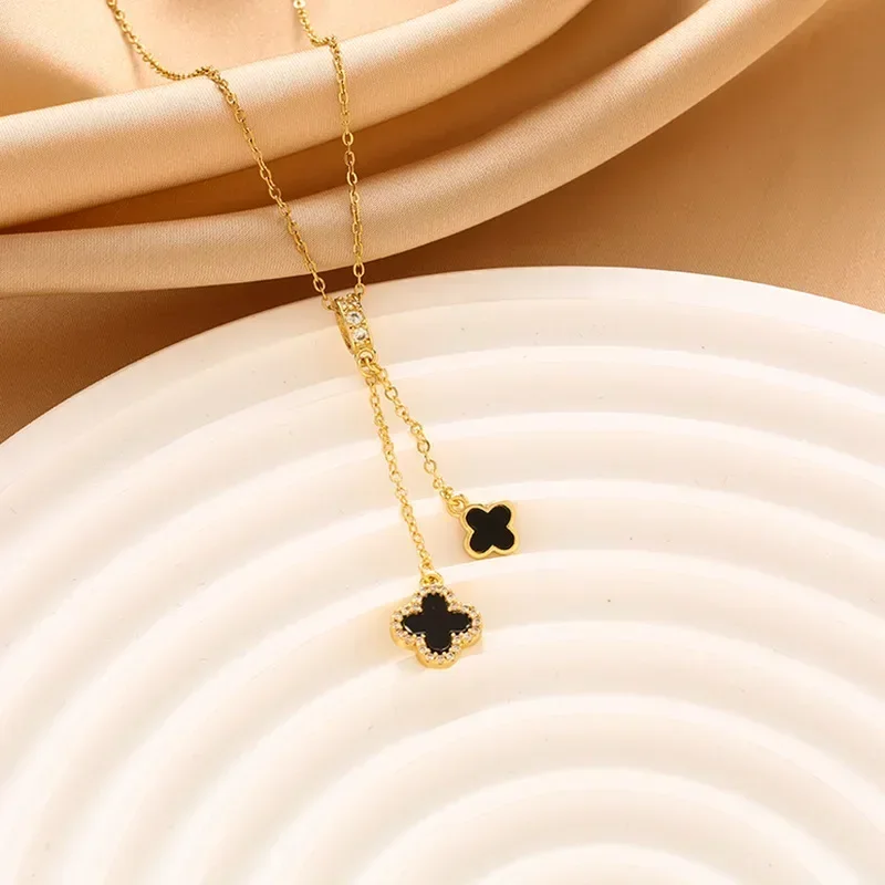 

Stylish and elegant leaf grass necklace female fringed pendant charm collarbone chain necklace