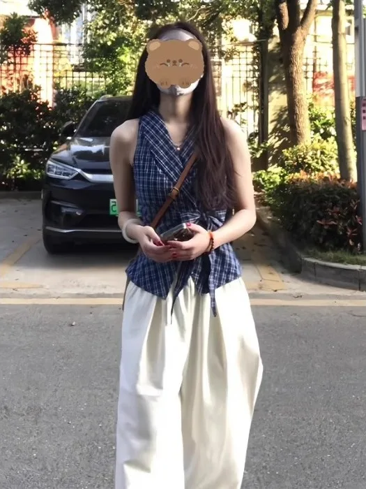 Blue Plaid Sleeveless Shirt with Bow Tie for Women Summer 2026 Slim Fit V Neck Casual Wear Fashion Design Top