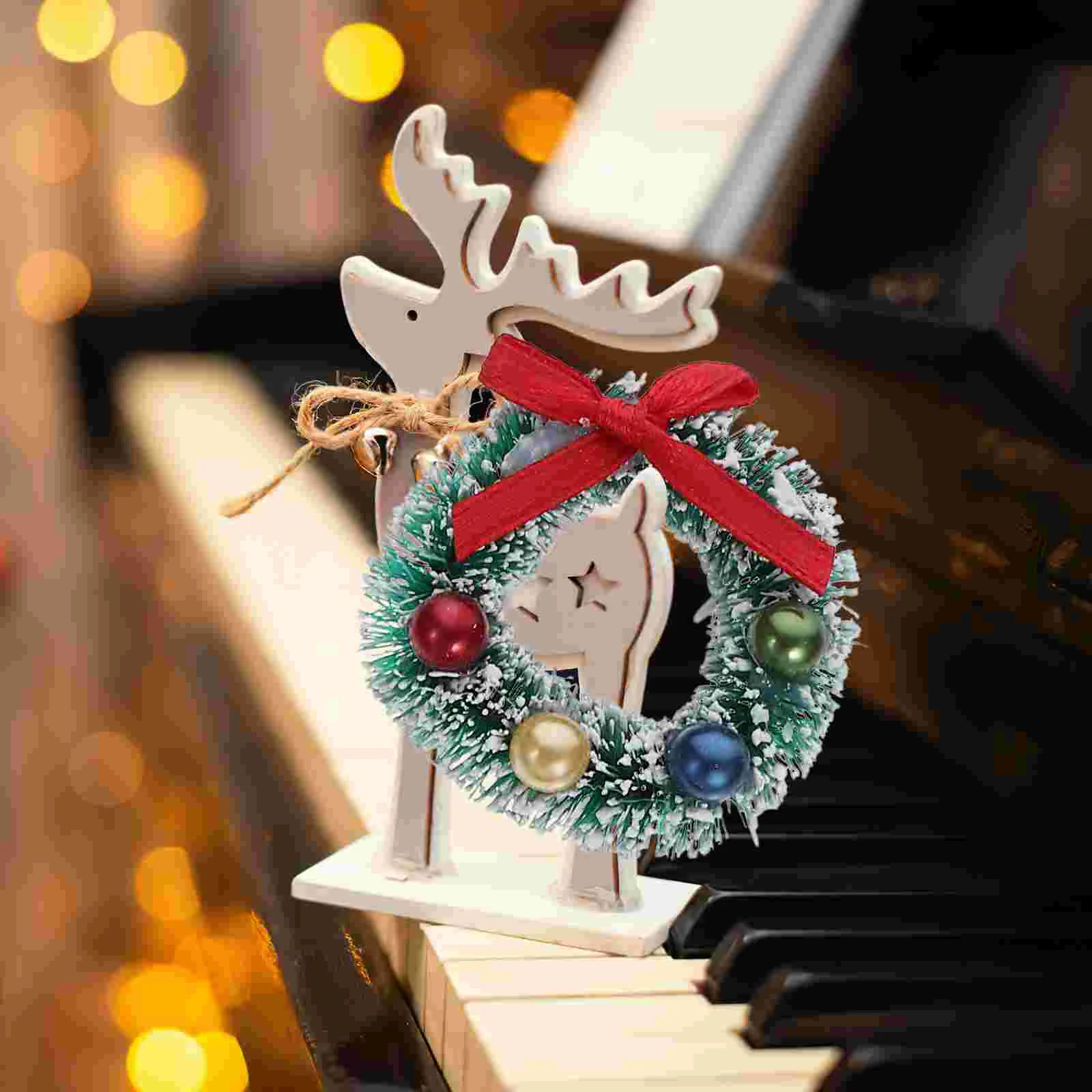 6 Pcs Christmas House Micro Landscape Decoration Ornaments Garland Tots Toys Wreath Pendants Hanging Girl Mini