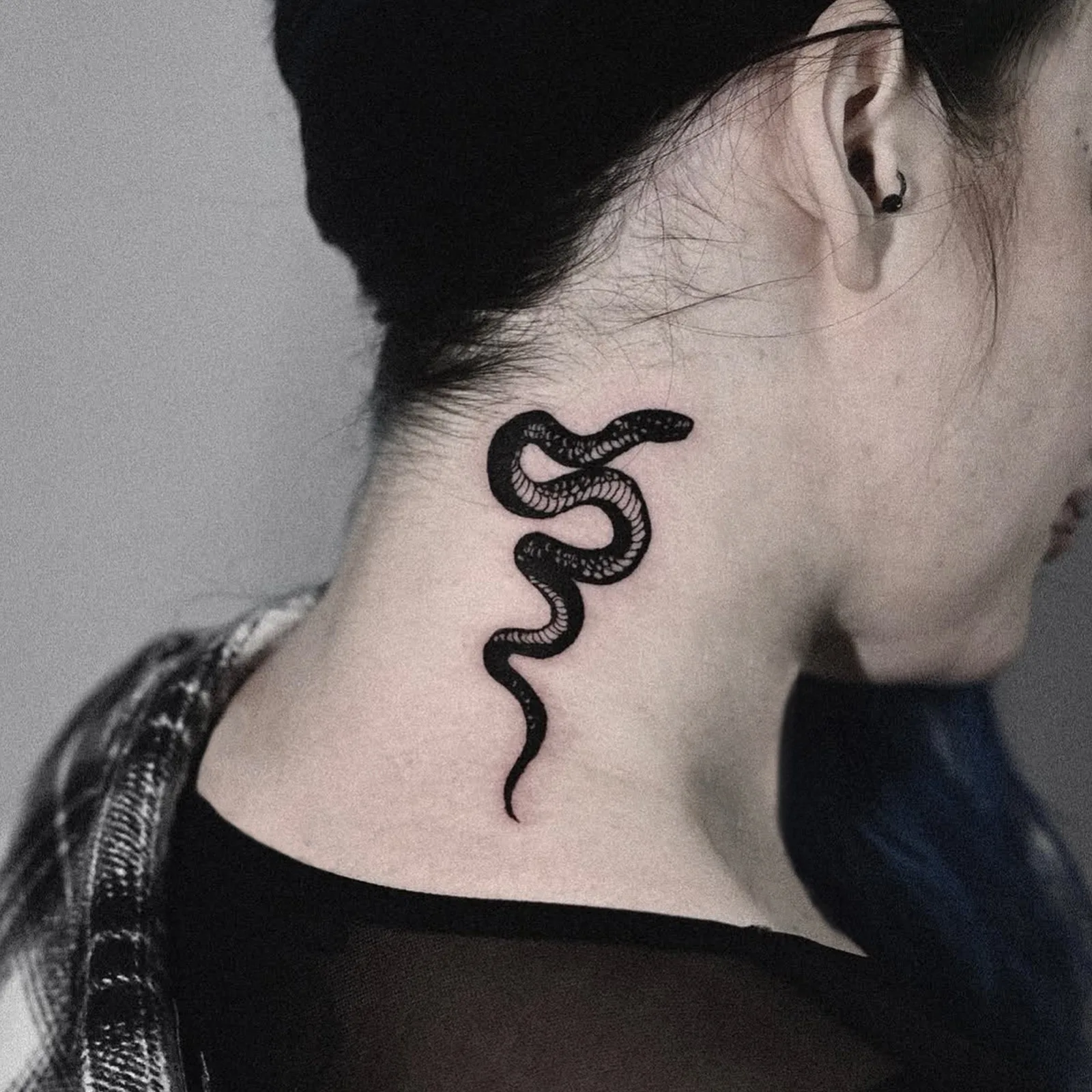 

Snake Tattoo Sticker Waterproof Temporary Tattoo for Women Minimalist Design Body Art