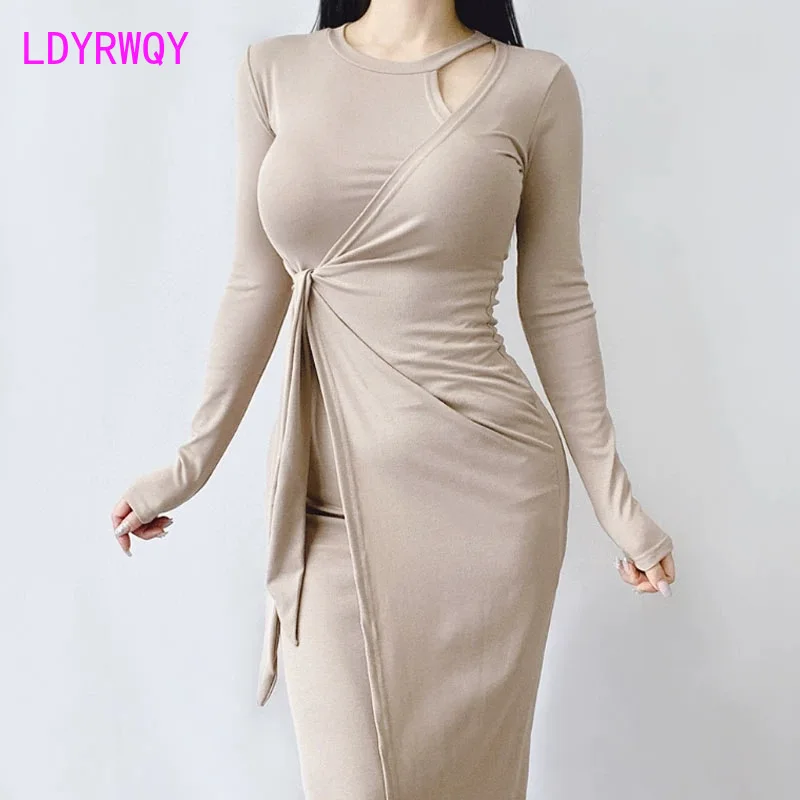 

Korean autumn and winter new style slim fit waist cinching lace up slit one-piece versatile mid length dress