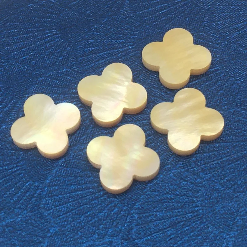 8x8x2-14x14x2mm Natural Yellow Mother Of Pearl Shell Yellow MOP Four Leaf Clover Stone