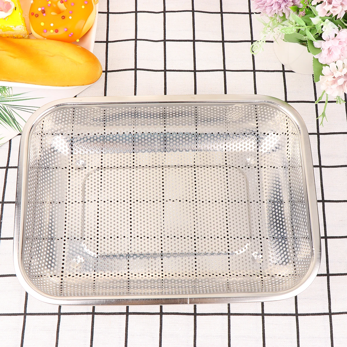 

Thickened Stainless Steel Drain Basket for Kitchen Silver Strainer Fruit Vegetable Baskets Storage Container Rice Cleaner