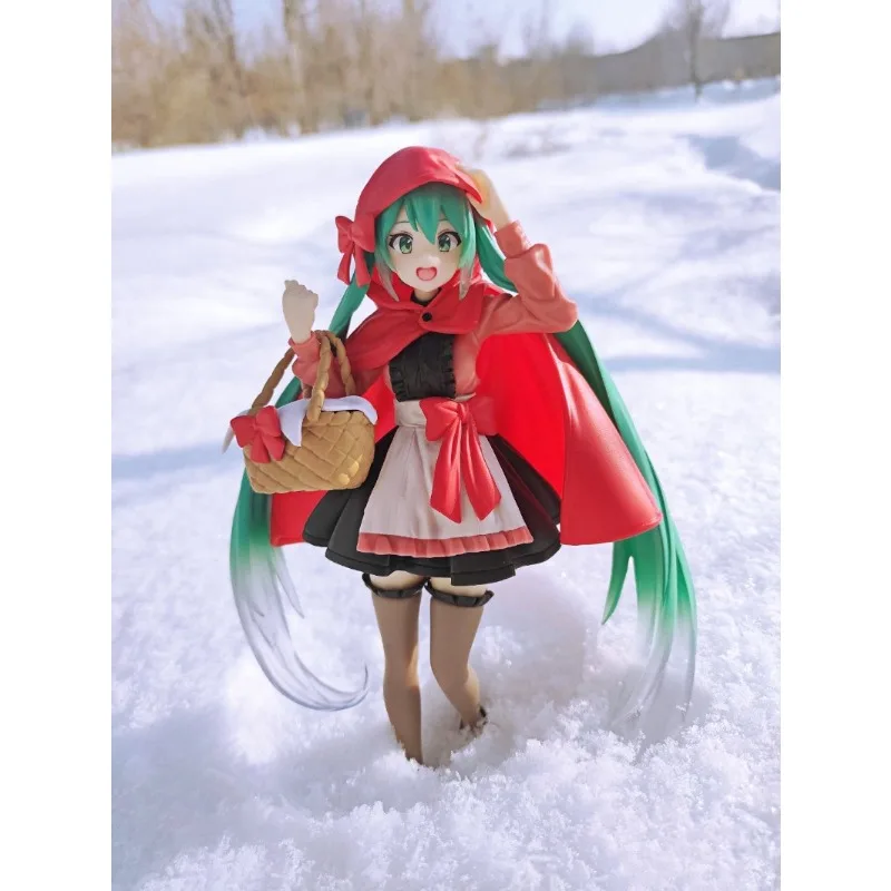 

18 см аниме Хацунэ Мику, милая сказка, красная езда, кукла, плащ, фигурка, Коллекционный рождественский подарок, коллекция ПВХ, модель куклы, игрушки