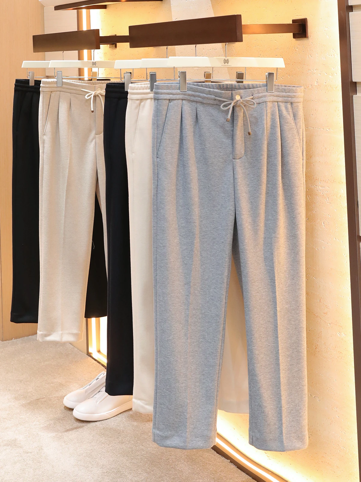 

Итальянские роскошные мужские свободные прямые спортивные штаны из ацетатной шерсти, повседневные брюки, удобные дышащие полиэфирные волокна