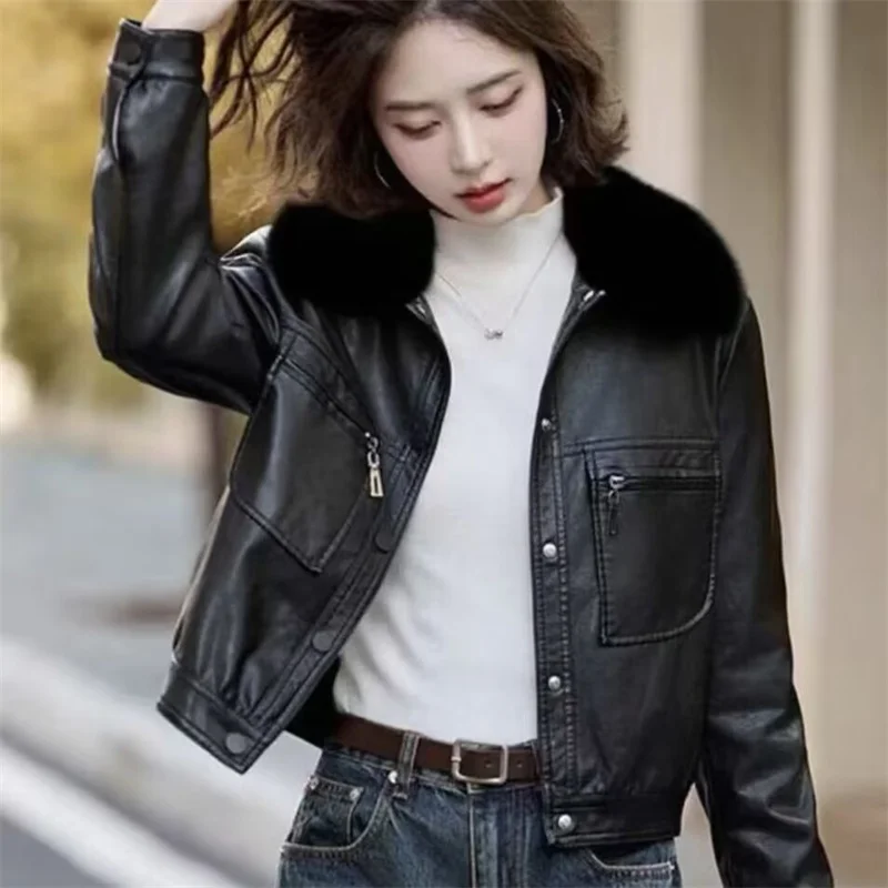 Chaquetas de mujer, nueva ropa de abrigo, cuello de piel de invierno y acolchado de terciopelo, abrigo informal cálido de cuero corto a la moda para mujer, chaqueta de cuero