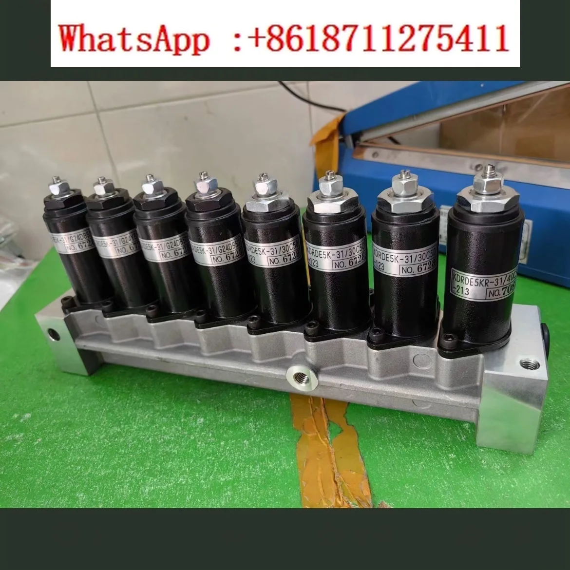 

SK200 210 260 350 380-6E-8 супер восемь клапанов электромагнитный клапан в сборе экскаватор