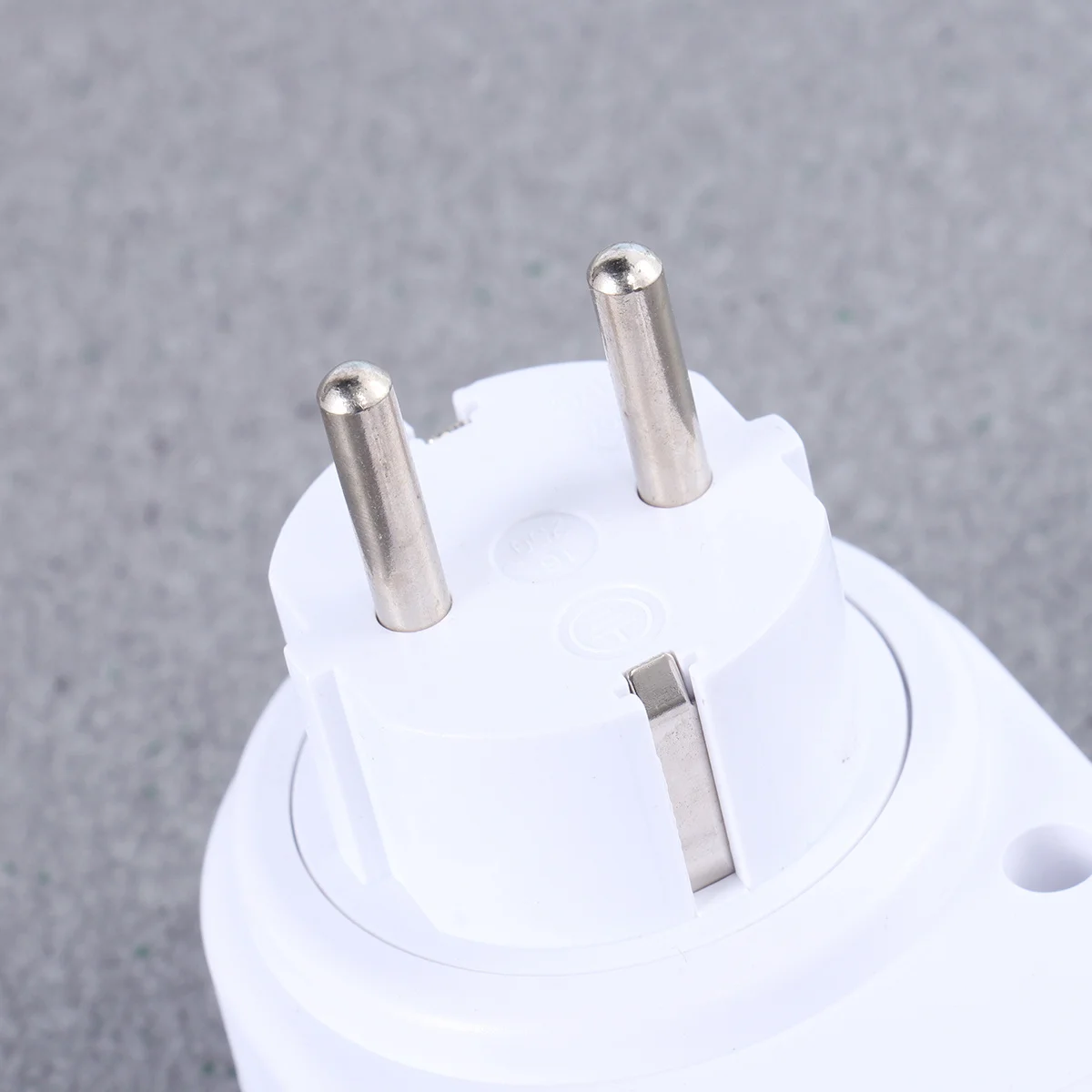 ปลั๊กไฟตั้งเวลาแบบดิจิตอลพร้อมมิเตอร์วัดพลังงาน ตรวจสอบแรงดันไฟฟ้า โหมดประหยัดไฟสำรอง โหมดประหยัดพลังงานในช่วงเวลากลางวัน