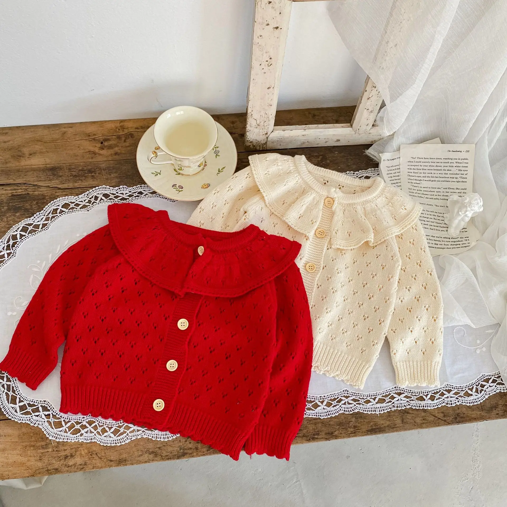 2025 new Autumn and winter 0-3 years old girl baby cotton knitted cardigan lotus collar hollow-out long-sleeved sweater coat