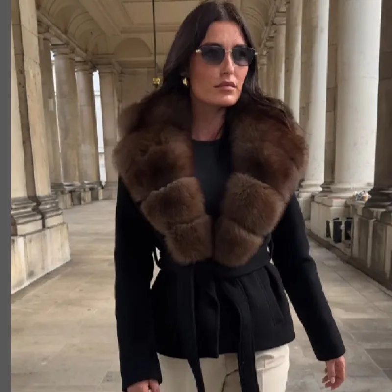 

Трансграничный бестселлер, осень-зима, это короткое шерстяное пальто, стильный элегантный женский стиль с меховым воротником, облегающий галстук на талии