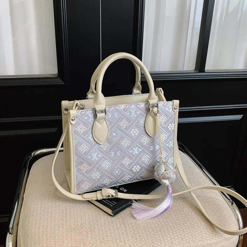 

2026 new ethnic style tote bag for women commuting versatile single shoulder crossbody bag