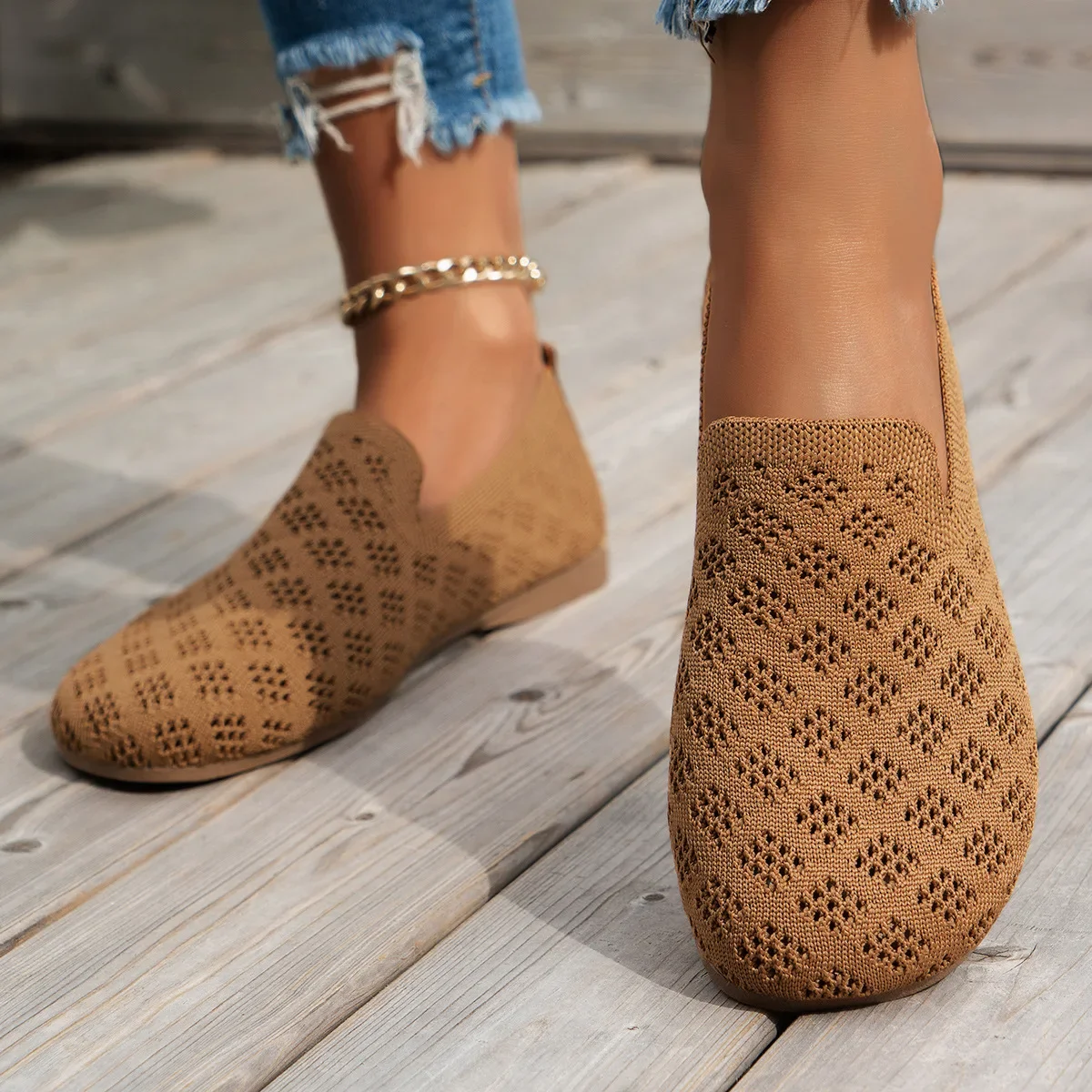 

Летняя женская обувь на плоской подошве из сетчатой ткани, женские туфли с вентилируемым кружевом, лоферы для отдыха, обувь для мам, удобные повседневные легкие кроссовки2025