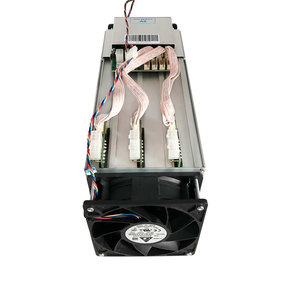 Innotilicon a9 zmaster 50ksol/s asic miner 620w homeマイニングzec