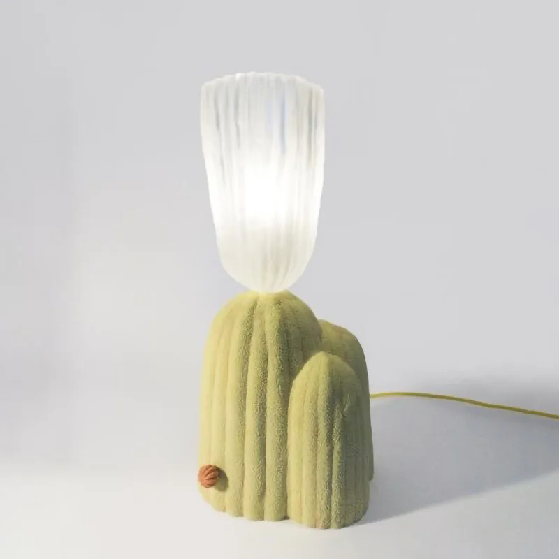 Creative cactus table lamp post-modern simplicity personality living room model room bedroom ins girl bedside lamp